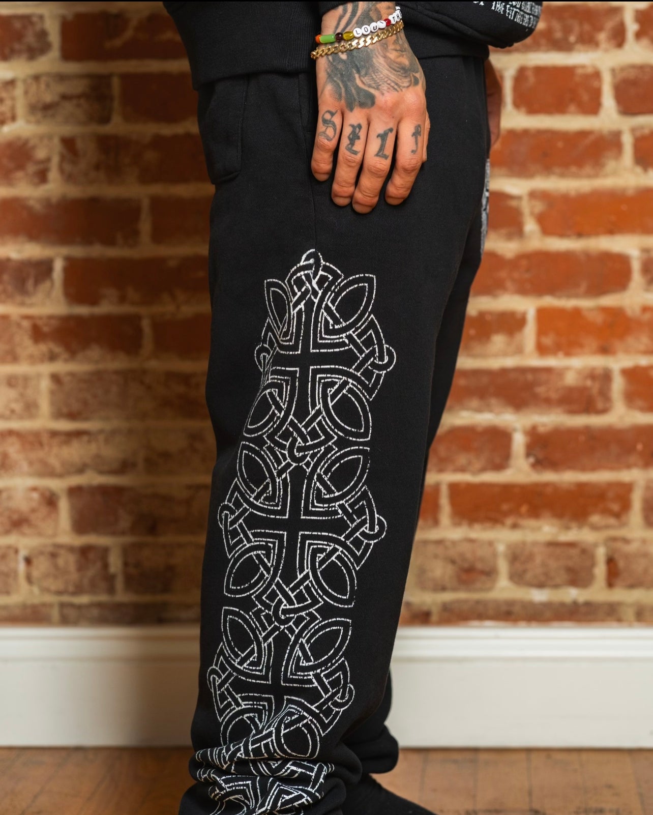 BLANCO CREST SWEAT PANTS